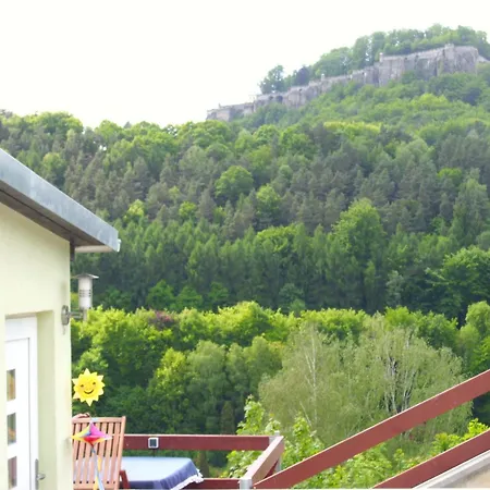 Сasa de vacaciones Panoramablick In By Interhome *