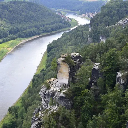 Сasa de vacaciones Panoramablick In By Interhome *